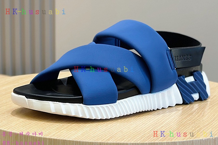 NEW 에르메스 샌들 신상 H 8857023