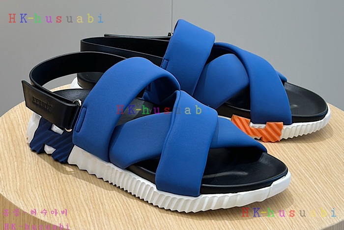 NEW 에르메스 샌들 신상 H 8857023