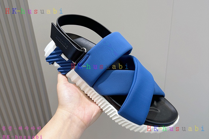 NEW 에르메스 샌들 신상 H 8857023