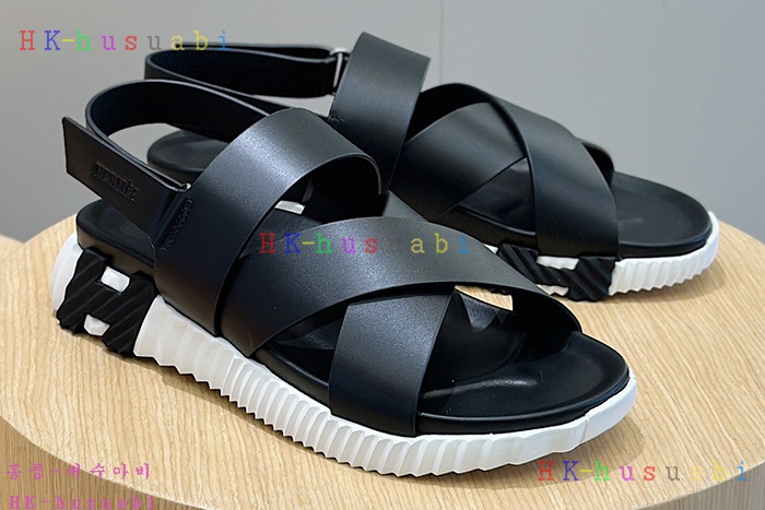 NEW 에르메스 샌들 신상 H 8857019