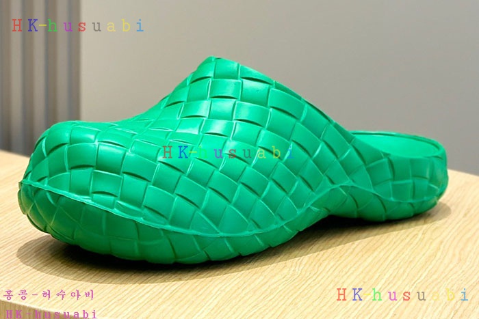 NEW 보테가베네타 샌들 신상 BV 745508