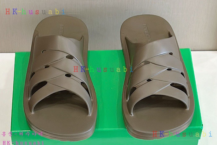 NEW 보테가베네타 샌들 신상 BV 745501