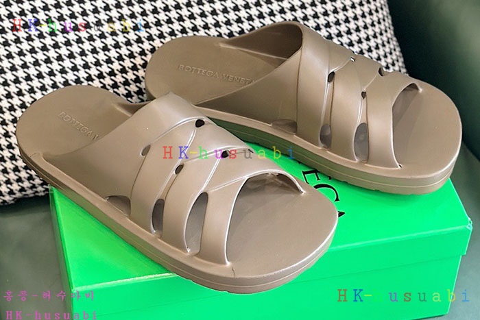 NEW 보테가베네타 샌들 신상 BV 745501
