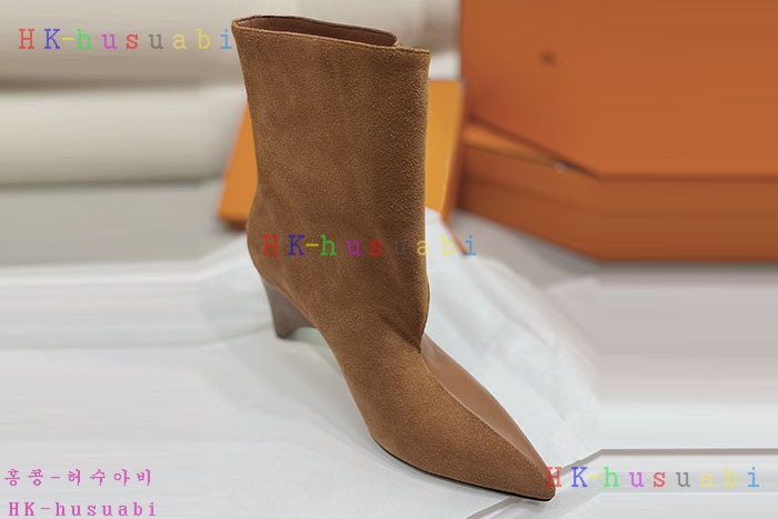 NEW 에르메스 부츠 신상 H 759910