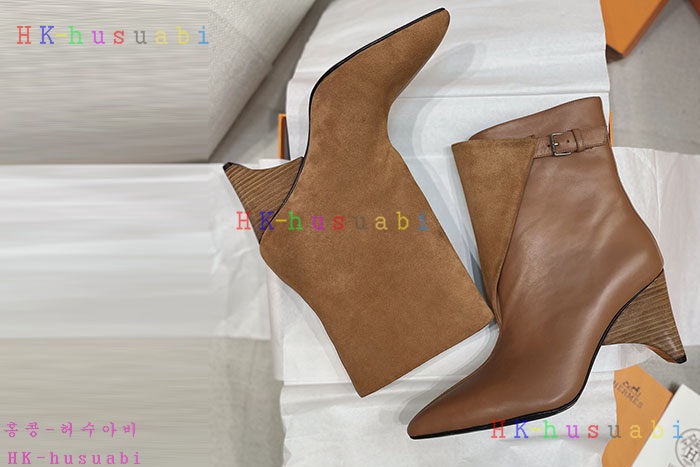 NEW 에르메스 부츠 신상 H 759910