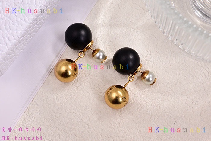 NEW  디올 귀걸이 신상 DR 6855242