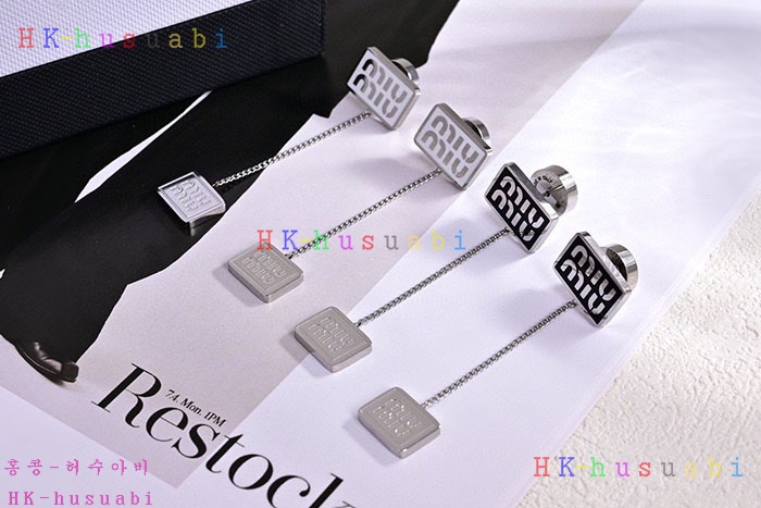 NEW 미우미우 귀걸이 신상 MU 258820