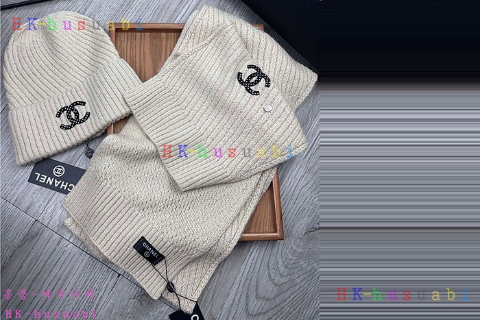NEW 샤넬 모자 머플러 셋트 신상 C 614066