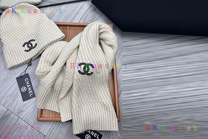 NEW 샤넬 모자 머플러 셋트 신상 C 614066