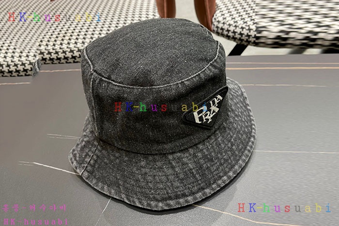 NEW 프라다 모자 신상 P  5542219