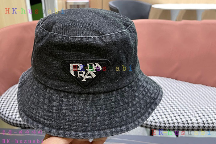 NEW 프라다 모자 신상 P  5542219