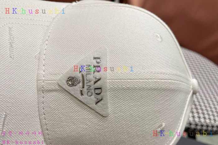 NEW 프라다 모자 신상 P  5542222