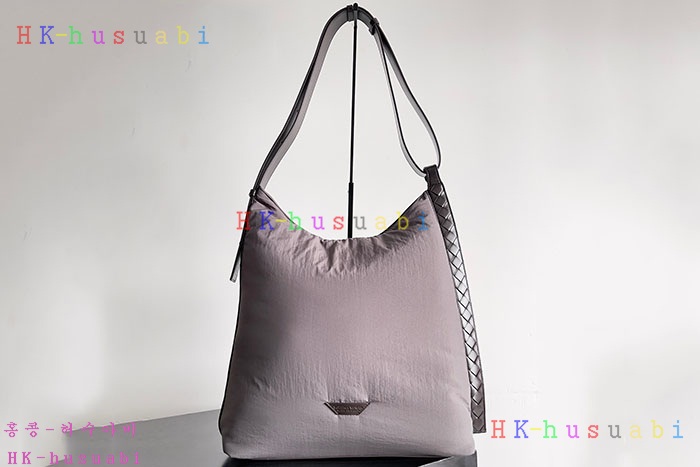 ★미러급★보테가 베네타 라지 크로스로드 호보백 776221-2