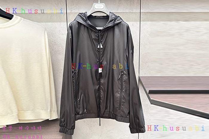 NEW 몽클레어 자켓 신상 M 3654411