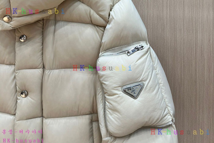 NEW 프라다 패딩 신상 P 4475025
