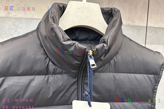 NEW 몽클레어 패딩조끼 신상 M 988803