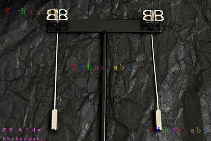 NEW 발렌시아가 귀걸이 신상 B 889004