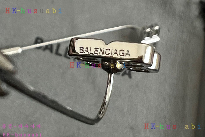 NEW 발렌시아가 귀걸이 신상 B 889004