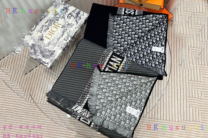 NEW 디올 스카프 신상 DR 560019