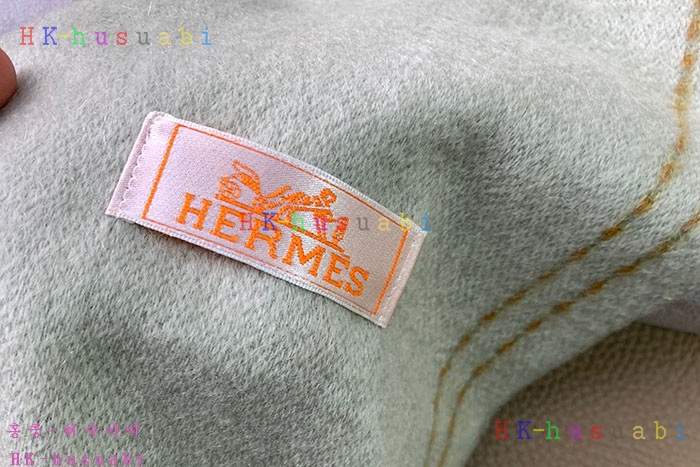 NEW 에르메스 스카프 신상 H 6689152