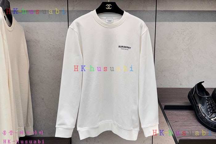 NEW 버버리 맨투맨 신상 B 6555208