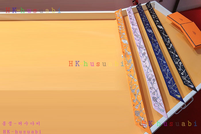 NEW 에르메스 스카프 신상 H 2855822