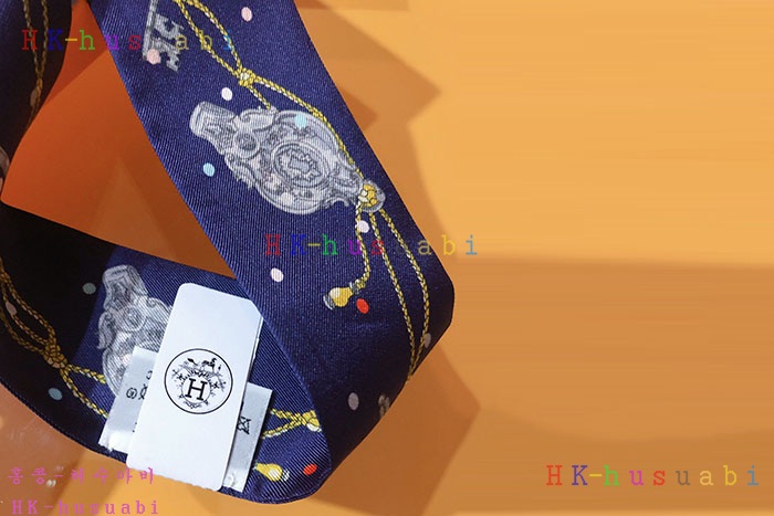 NEW 에르메스 스카프 신상 H 2855822
