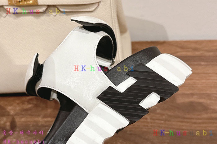 NEW 에르메스 샌들 신상 H 934702