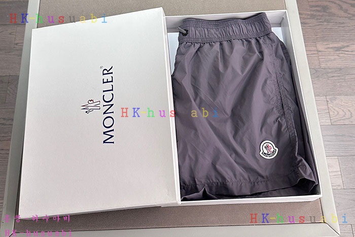 NEW 몽클레어 반바지 신상 M 8250114
