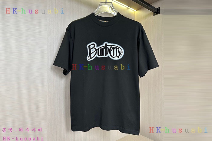 NEW 버버리 반팔티 신상 B 9638022