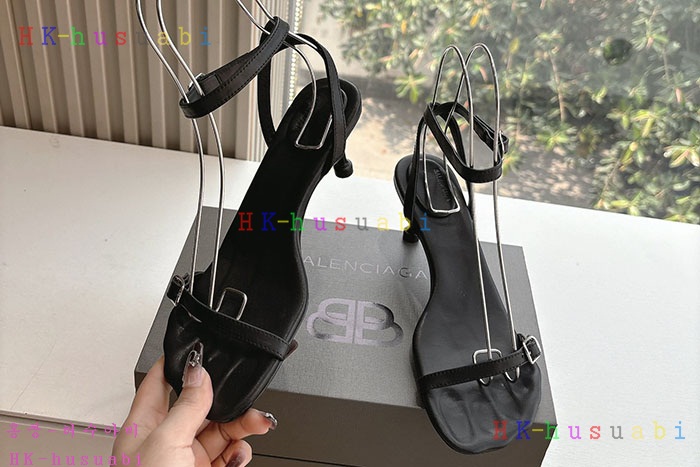 NEW 발렌시아가 신발 신상 B 5594409