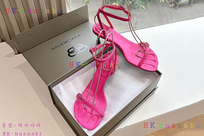 NEW 발렌시아가 신발 신상 B 5594410