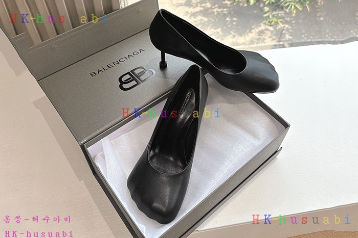 NEW 발렌시아가 신발 신상 B 5594412