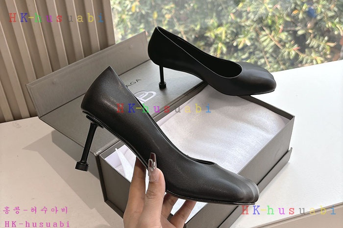 NEW 발렌시아가 신발 신상 B 5594412