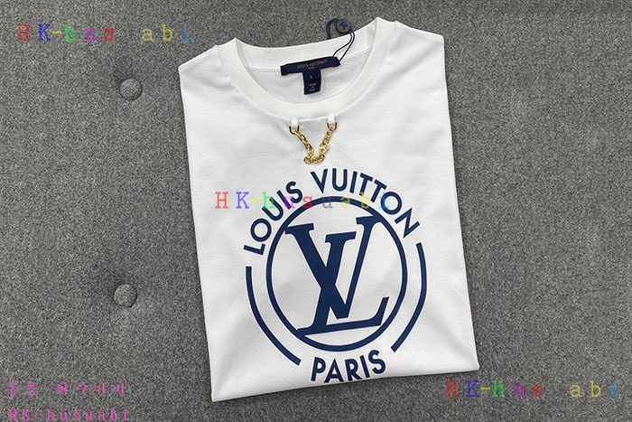 NEW 루이비통 반팔티 신상 LV 3366023