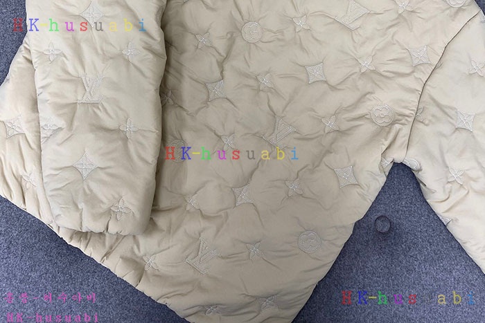 NEW 루이비통 패딩 신상 LV 3366031