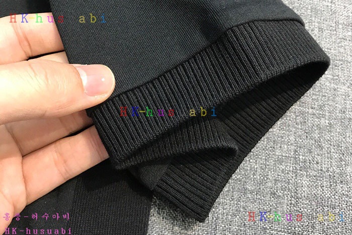 NEW 버버리 반팔티 신상 B 5964008