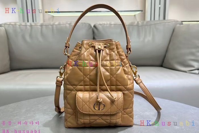 ڹ̷ޡڵ Dior Caro ī  Ŷ  M3372-3