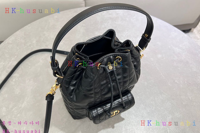 ڹ̷ޡڵ Dior Caro ī  Ŷ  M3372