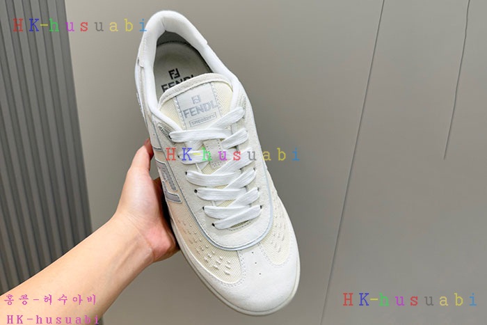 NEW 펜디 스니커즈 신상 FD 588243