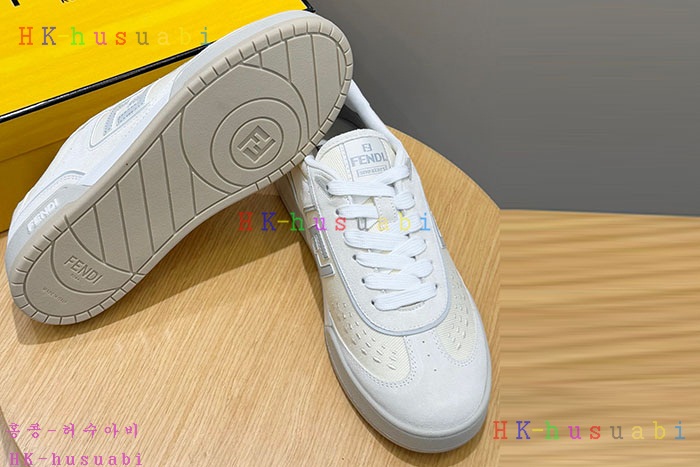 NEW 펜디 스니커즈 신상 FD 588243
